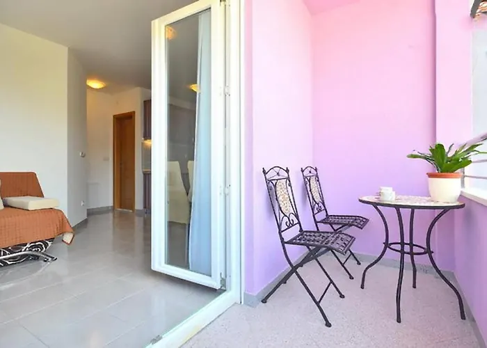 Bonsai * ポドストラナ