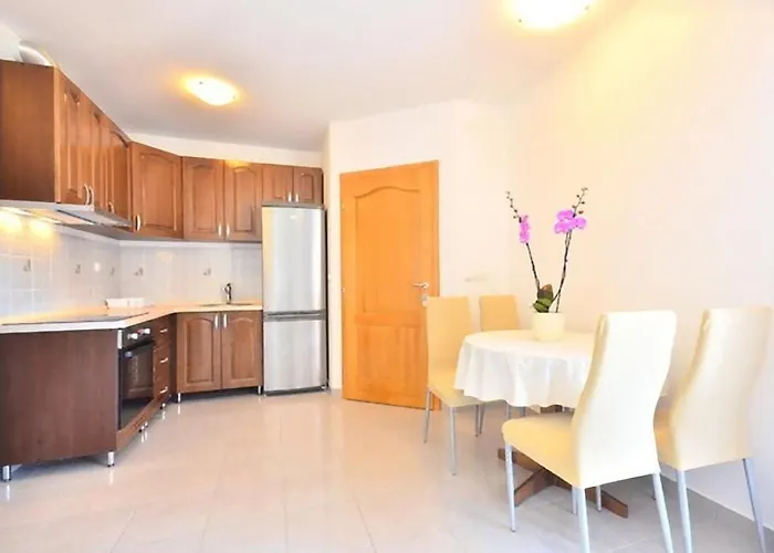 Bonsai * ポドストラナ