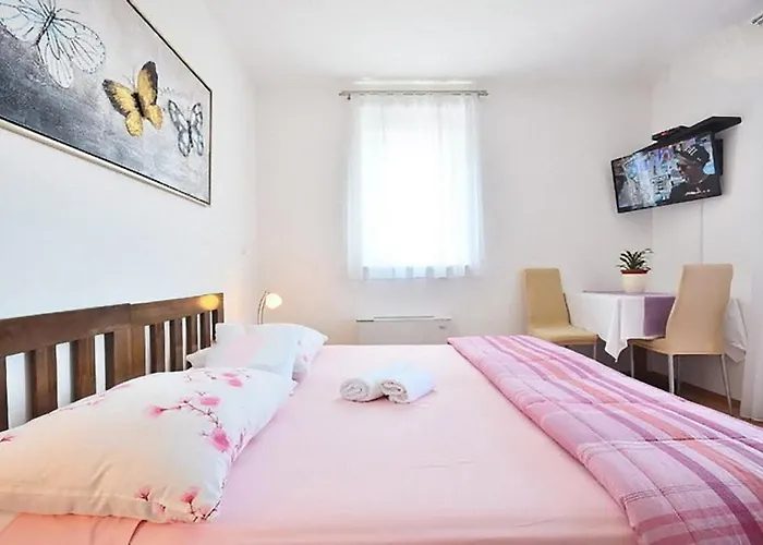 アパート Bonsai ポドストラナ