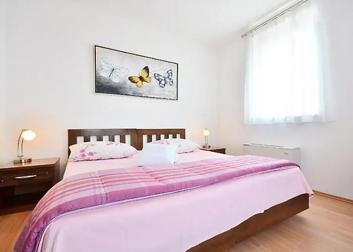 アパート Bonsai ポドストラナ