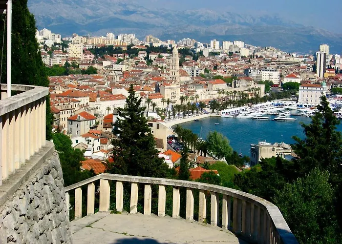 アパート Bonsai ポドストラナ